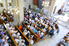 Ökumenischer Einschulungsgottesdienst in St. Crescentius (Foto: Karl-Franz Thiede)